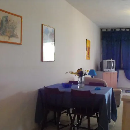 San Vito شقة فندقية *